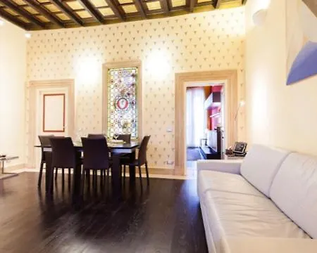 Grand Master 4*